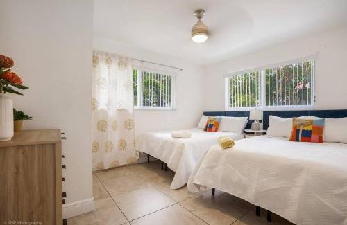 Imperial Point Casa | 5BD Pool BBQ Gazebo 5min Beach