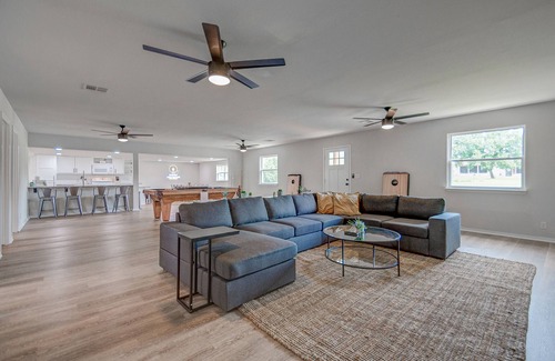 Kingston Casa | 5Bdrm Local Boat Ramp Pool Table PetsCon
