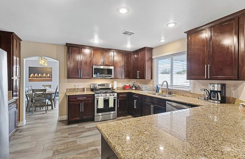 Black Mountain Casa | 5BDRM Lux Estate- Heated Pool and Neon Arcade Room