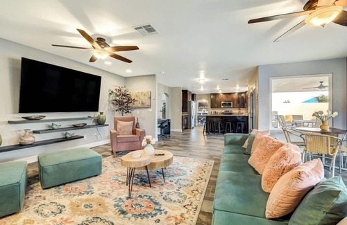 Black Mountain Casa | 5BDRM Lux Estate- Heated Pool and Neon Arcade Room