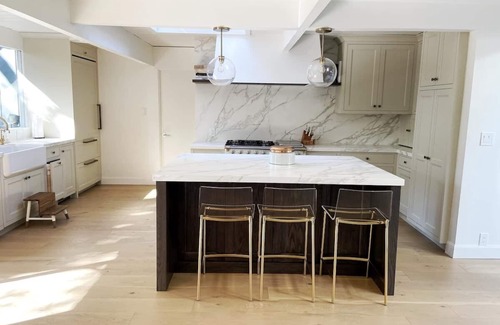 Community Center Casa | ¡NUEVO LISTADO! 5BR / 3BA en el corazón de Palo Alto - a poca distancia del centro