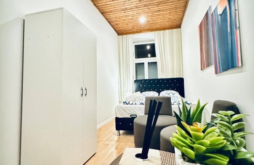 Liesing Apartamento | 5BR Apartment Near Kaufpark Alterlaa