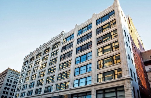 Mile Square Apartamento | 5BR Cozysuites The Block with Pool Table