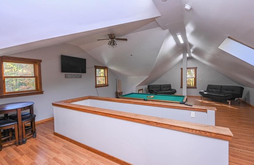 Accident Casa | 5BR Mountain Home Near Deep Creek Lake