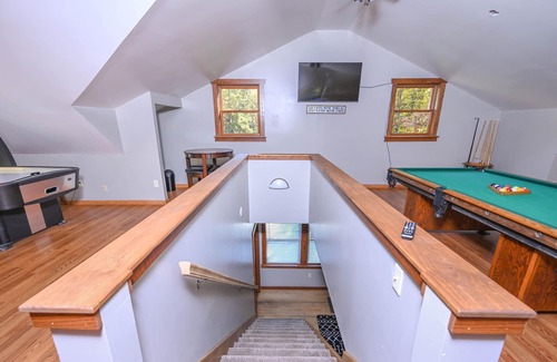 Accident Casa | 5BR Mountain Home Near Deep Creek Lake