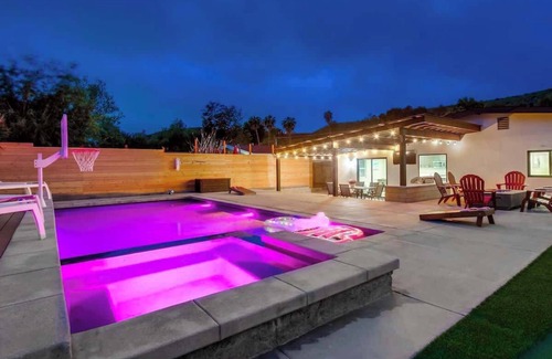 Santee Casa | 5BR Oasis | Pool, Hot Tub & Luxe Outdoor Retreat!