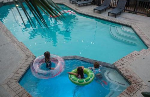 Mount Helix Casa | 5BR Oasis with Pool, Arcade, Sauna