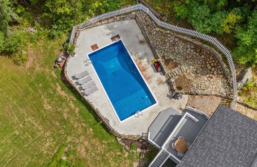 North Stonington Casa | 5BR Pool+Game Room: 1 mi to Foxwoods & Water Park