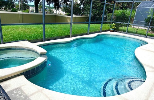 Marbella Casa | 5BR Sleeps 13 with Private Pool & More!