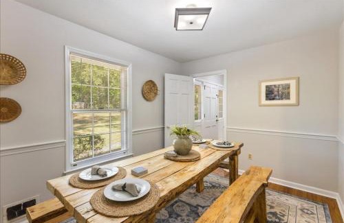 North Augusta Casa | 5BR Woodland Retreat on 7 Acres with a Pond