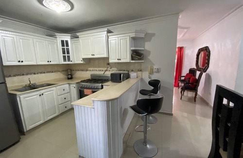 Guaricano Apartamento | 5DR Acogedor apartamento de 3 habitaciones en Santo Domingo