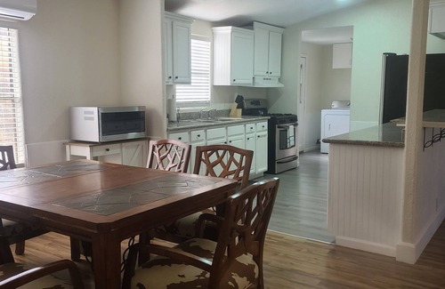 Squaw Valley Casa | 5Ez Ranch- Silver- entire home with easy drive to Kings Canyon National Park