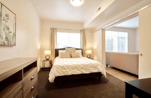 Salt Lake City Apartamento | 5☆Luxury heart of Sugarhouse Hot Tub ☆ Gym ☆ BBQ plus shared Fire Pit