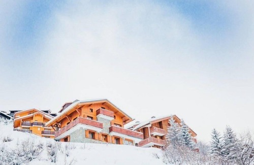 Meribel-Mottaret Chalet De Esquí | 5min des Pistes | Chalet privé + Jacuzzi et Sauna