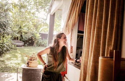Ong Lang Villa | 5 min walk to Ong Lang Beach. Pet Friendly. Family-sized with private pool