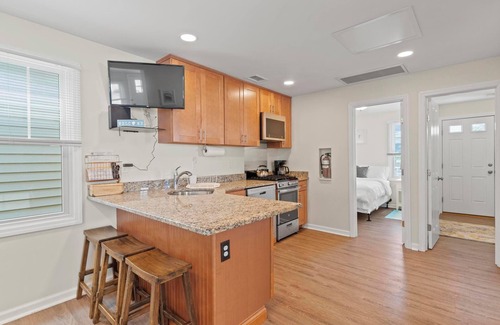 Seaside Heights Cabaña | 5min walk to the beach Home 2 BR 1 Bth Grill &Deck
