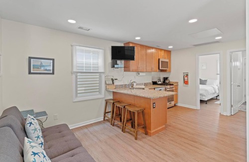 Seaside Heights Cabaña | 5min walk to the beach Home 2 BR 1 Bth Grill &Deck