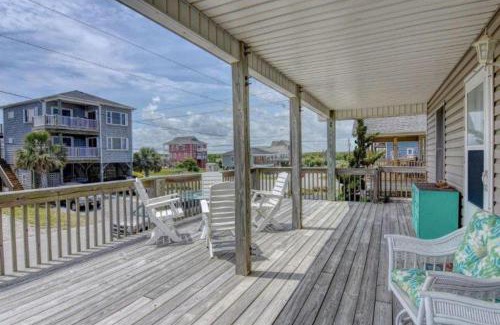 North Topsail Beach Casa | 5th Ave Adventure