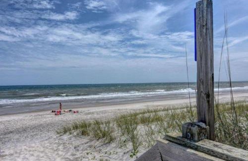 North Topsail Beach Casa | 5th Ave Adventure