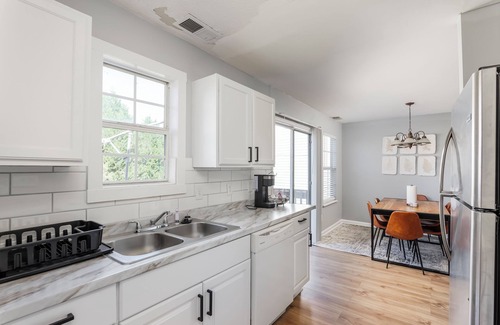 Huntcliff Casa | 6.4 Miles from MUSC