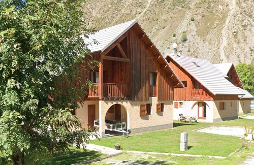 La Chapelle-en-Valgodemard Chalet De Esquí | 6/8-room apartment in a chalet in the heart of the ecrins