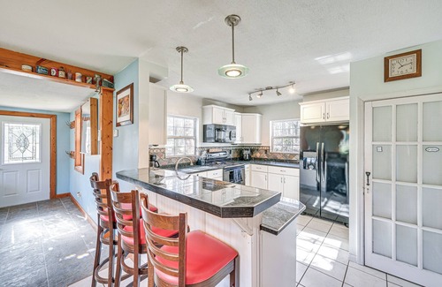 Niles Casa | 6-Acre Family-Friendly Getaway in Niles!
