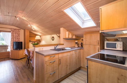 Ruhpolding Apartamento | -06- Apartamento "Unternberg" (50m²), balcón, cocina extra, 1 dormitorio y 1 sala de estar, máx. 2 personas, WiFi