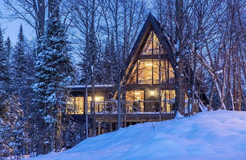 Boyne City Cabina | 6-bdrm 5.5 bath aframe cabin-private trails, hot tub, sauna, woods Boyne City,MI