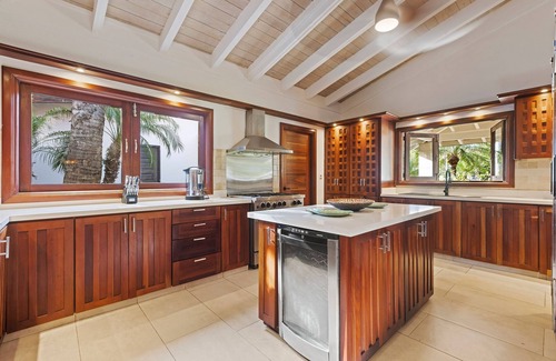 Casa de Campo Casa | ENCANTADORA ACTUALIZADA FRENTE AL MAR CASA DE 6 DORMITORIOS CON PERSONAL COMPLETO