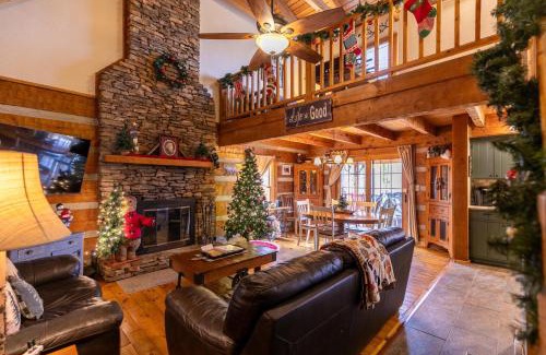 Boone Casa | 6 Bears Cabin