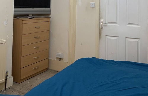 Tottenham Hale Apartamento | Piso de 15 camas junto al centro comercial Tottenham Hale