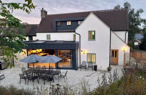 Milborne Saint Andrew Casa | 6 Bed in Blandford Forum 80549
