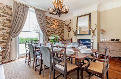 Cowlinge Casa | 6 Bed in Cowlinge oc-b32762