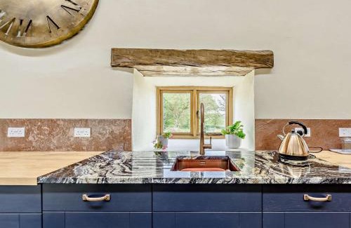 Torrington Casa | 6 Bed in Great Torrington 81519