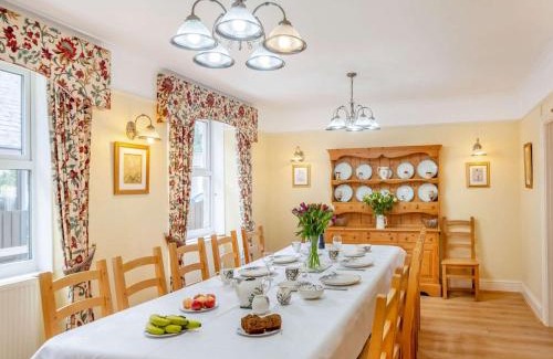 Harlech Casa | 6 Bed in Harlech 89630