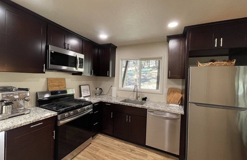 Echo Lake Cabina | 6 bedrm cabin in Tahoe remodelled, a haven designed for tranquility you desire