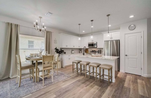 Rotonda West Casa | 6-bedroom 13 Guests New Duplex Near Oceans Family Retreat