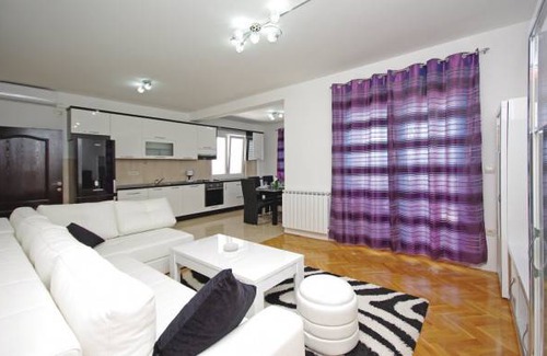 Veliki Prolog Casa | 6 bedroom accommodation in Veliki Prolog
