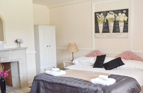 Longham Cabaña | 6 habitaciones alojamiento en Dudsbury, Ferndown