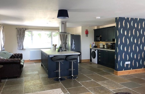 Chard Cabaña | 6 bedroom accommodation in Bishopswood, near Honiton