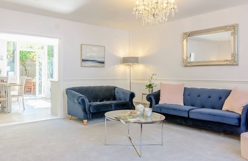 Rye Cabaña | 6 bedroom accommodation in Rye