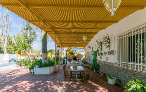 Lucena Casa | 6 Bedroom Amazing Home In Lucena