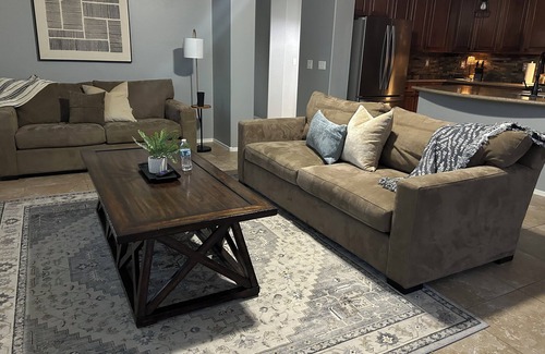 Surprise Casa | 6 bedroom family house with Private pool minutes from spring training facilities