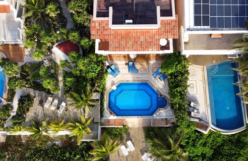 Puerto Aventuras Villa | Espectacular villa frente al mar de 4 a 6 habitaciones