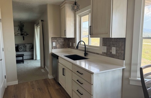 Sweetwater Casa | 6 bedroom sleeps 22, Hot tub, and gorgeous view of Bear Lake, lots of amenities