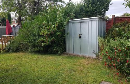 Burnham-on-Sea Otro | 6 Berth Caravan on Lakeside Holiday Park