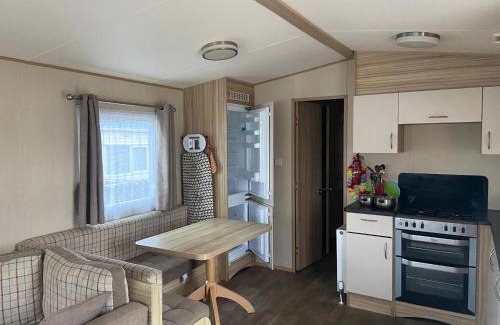 Felixstowe Otro | 6 Berth Caravan With Side Decking At Suffolk Sands Holiday Park Ref 45054C