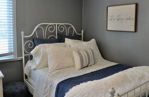Townsite Cabaña | 6 Blocks to the Beach, 10 min walk downtown, beaches, and more!