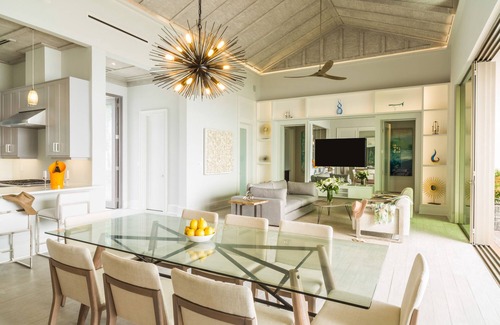 Big Ambergris Cay Complejo | 6 BR All-Inclusive Villa with Private Chef @ Ambergris Cay: Dream Pavillion