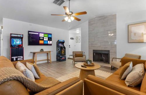 North Las Vegas Casa | 6 BR Oasis with Pool, Pickle Ball, Golf & More!